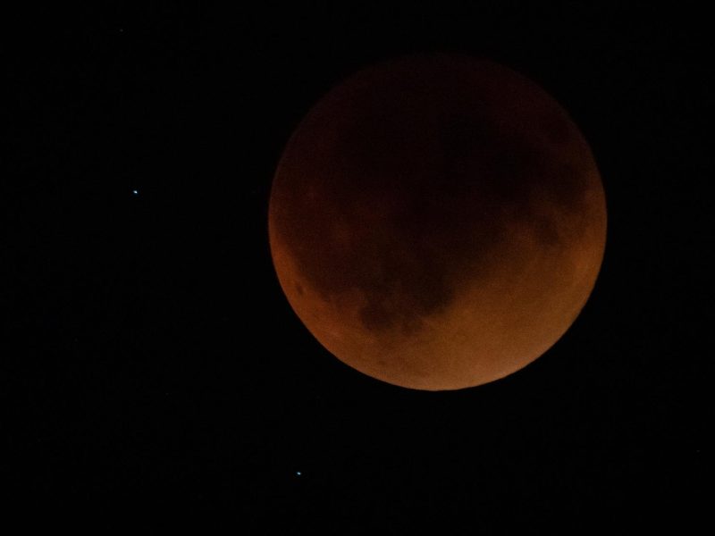 Así se vio el eclipse lunar en Caracas