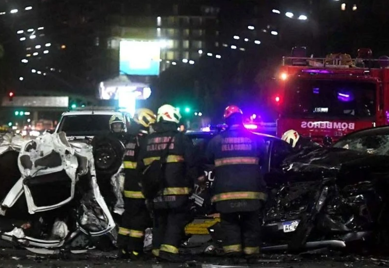 Mueren dos jóvenes venezolanos en aparatoso accidente de tránsito en Argentina