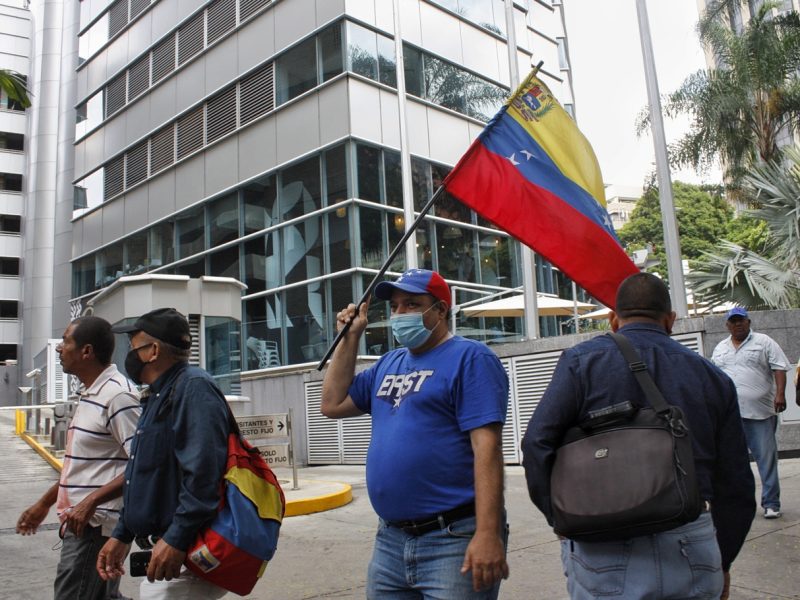 Resolución del CNE busca “legalizar intervención” de los sindicatos, según dirigentes