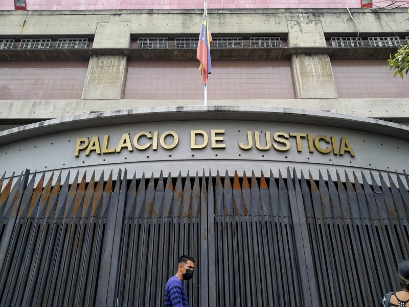 acusados “Son jóvenes universitarios, no vándalos”, ¿quiénes son los cuatro activistas de VP detenidos?