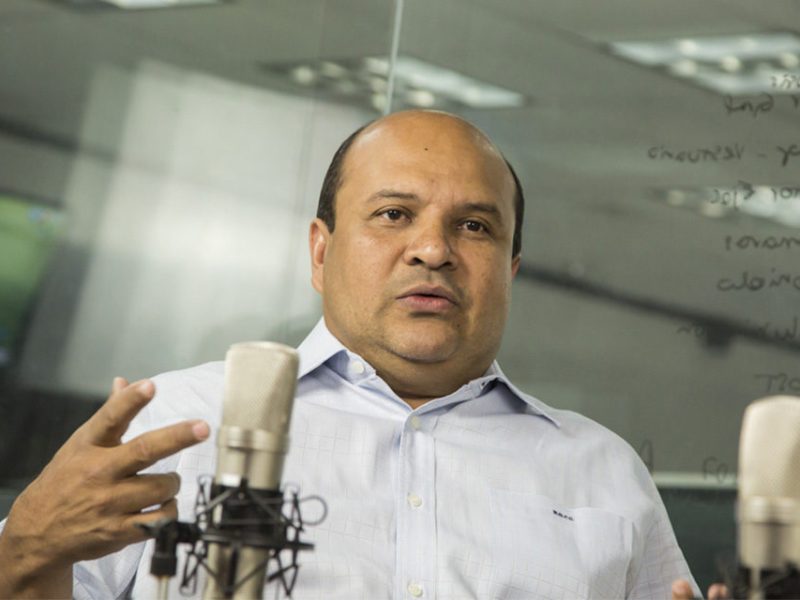 Roland Carreño sale en libertad