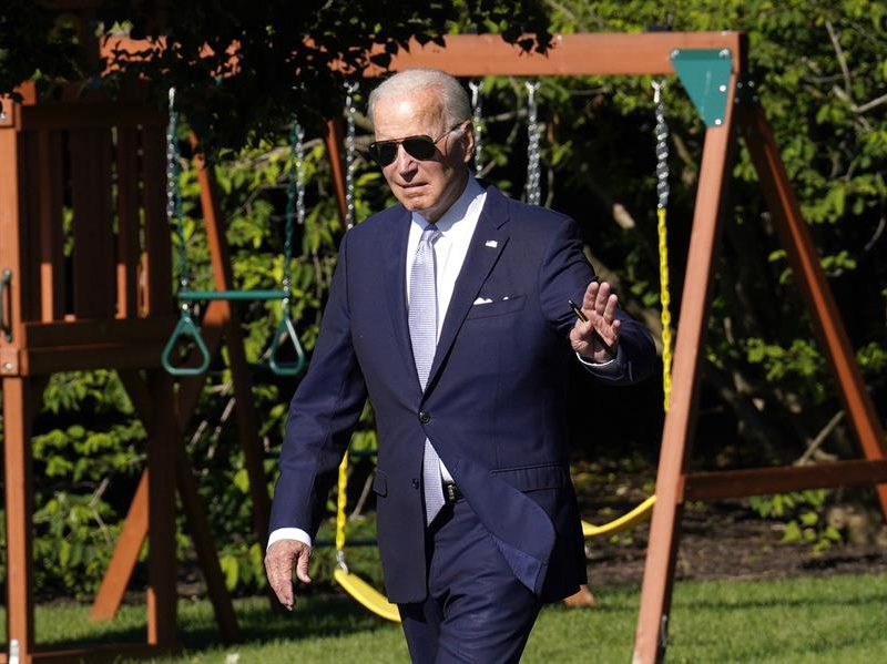 Biden sale de su aislamiento al dar negativo en una segunda prueba de covid