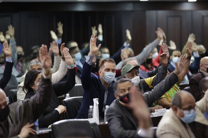 Maduro creará superintendencia nacional de zonas económicas especiales