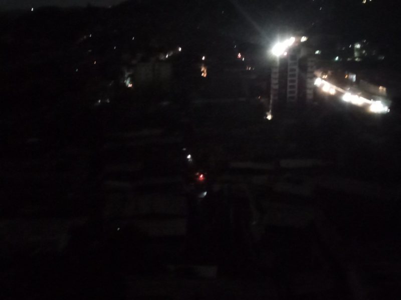 Zonas de Caracas y su área metropolitana tiene 20 horas sin luz