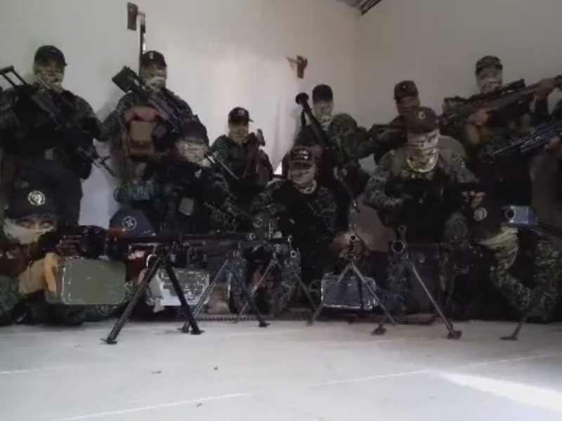 Líder de cártel pide que no se metan con los maestros, curas y doctores