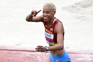 A Yulimar Rojas le bastó un solo intentó para meterse en la final
