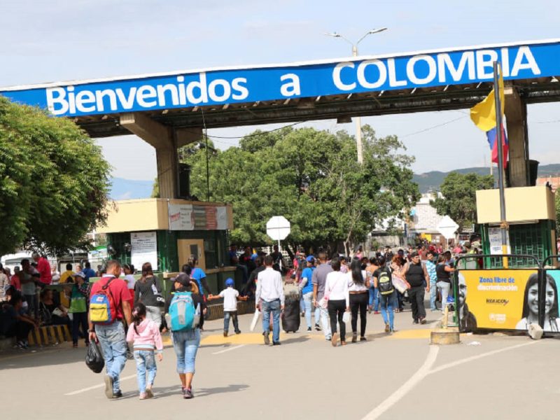 El 52 % de migrantes venezolanos en Colombia tienen inseguridad alimentaria