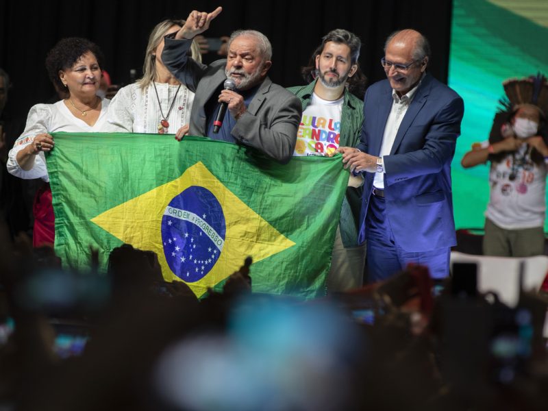 Lula da Silva es el candidato enfrentará a Bolsonaro