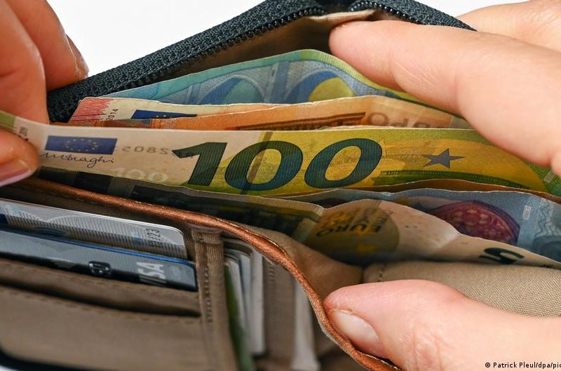 Crece la economía de la Eurozona y aumenta la inflación