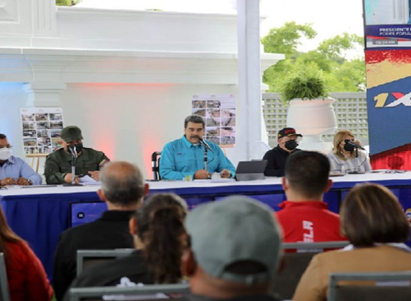 Maduro promete restablecer en 100% el servicio de agua en todo el país para finales de año