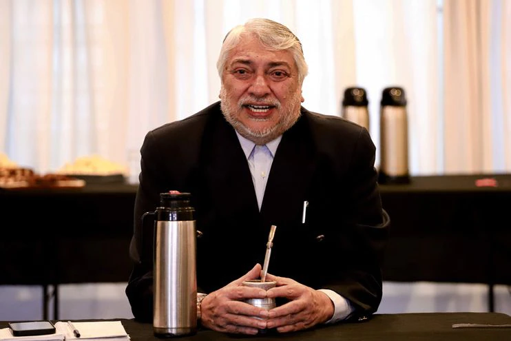 Expresidente paraguayo Lugo es un "paciente crítico" en condición estable