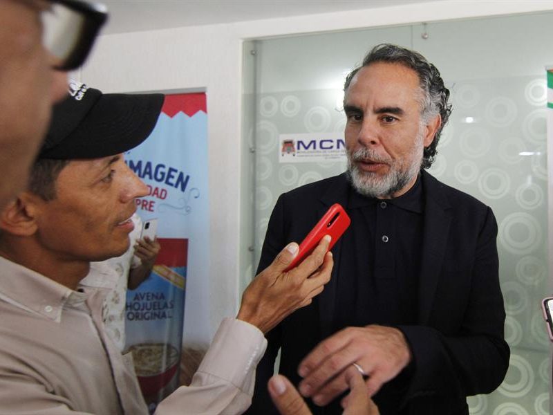 Embajador colombiano en Venezuela viaja a Caracas para presentar credenciales