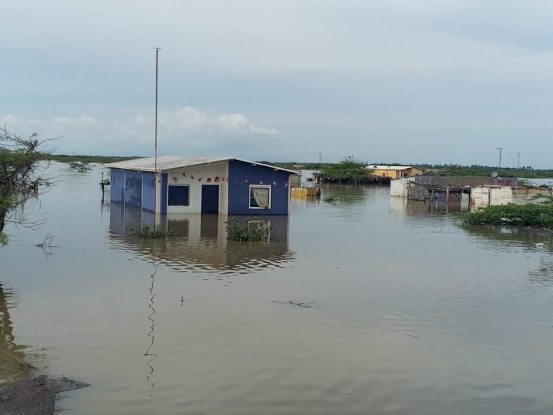 Evalúan daños por lluvia en La Guajira