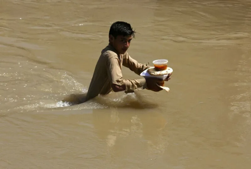 Un tercio de Pakistán está bajo las aguas