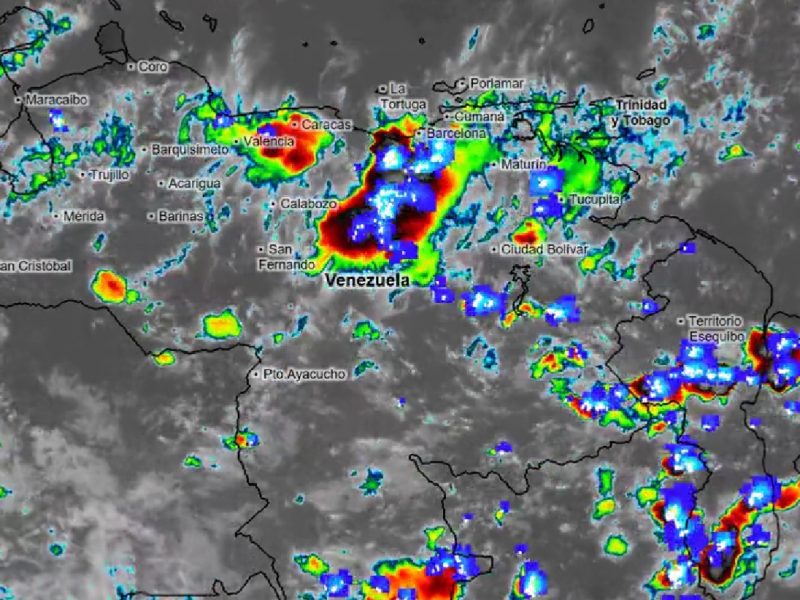 Lluvias causan inundaciones y colapso de vías en cinco estados de Venezuela