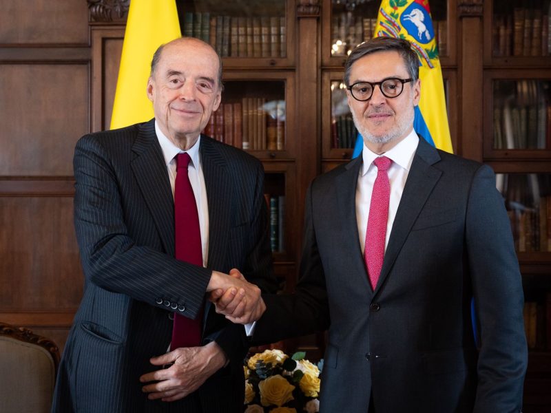 Gobierno colombiano recibe credenciales de Félix Plasencia como embajador de Venezuela
