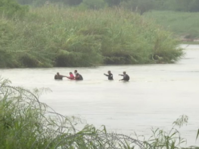CBP eleva a 13 cifra de migrantes muertos en frontera entre México y EEUU