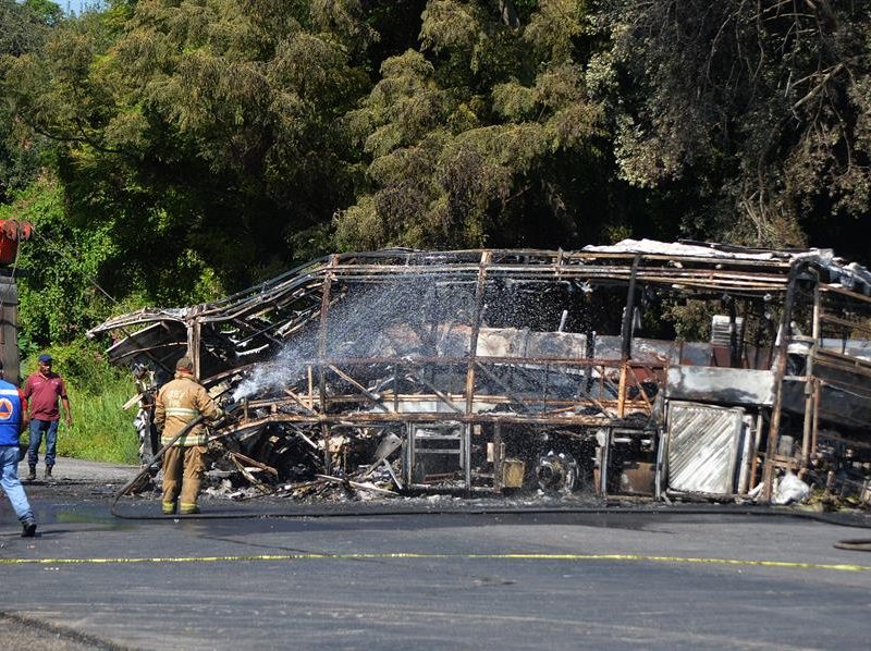 México investigará accidente donde murieron 18 migrantes en el norte del país