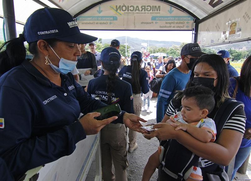La reapertura de la frontera colombo-venezolana, un alivio para los migrantes
