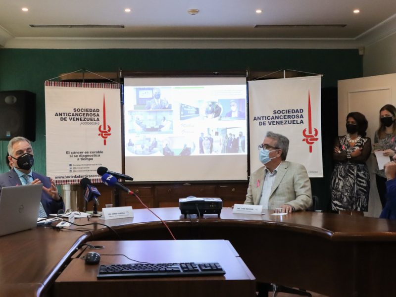 Sociedad Anticancerosa llama a aumentar financiamiento contra el cáncer de mama y de cuello uterino