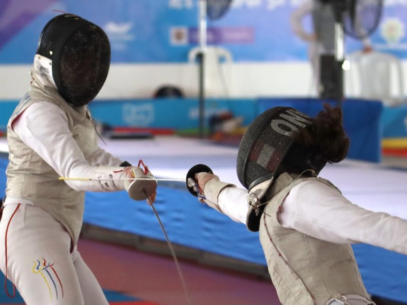 Equipo de esgrima femenino será abanderado de Venezuela en los Suramericanos