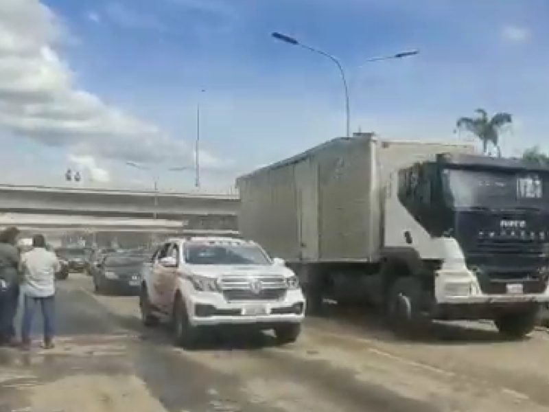 Reactivado paso vehicular en el distribuidor Altamira de la autopista Francisco Fajardo