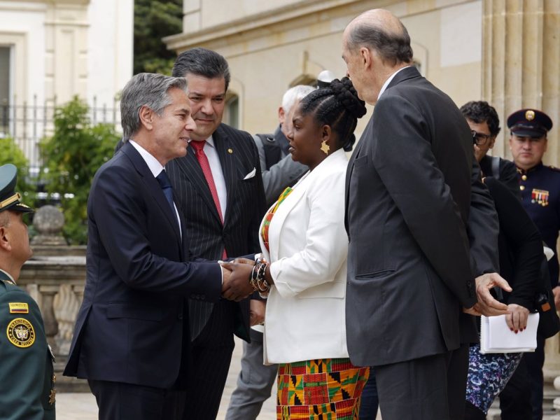 Vicepresidenta colombiana recibe al secretario de Estado de EEUU en Bogotá