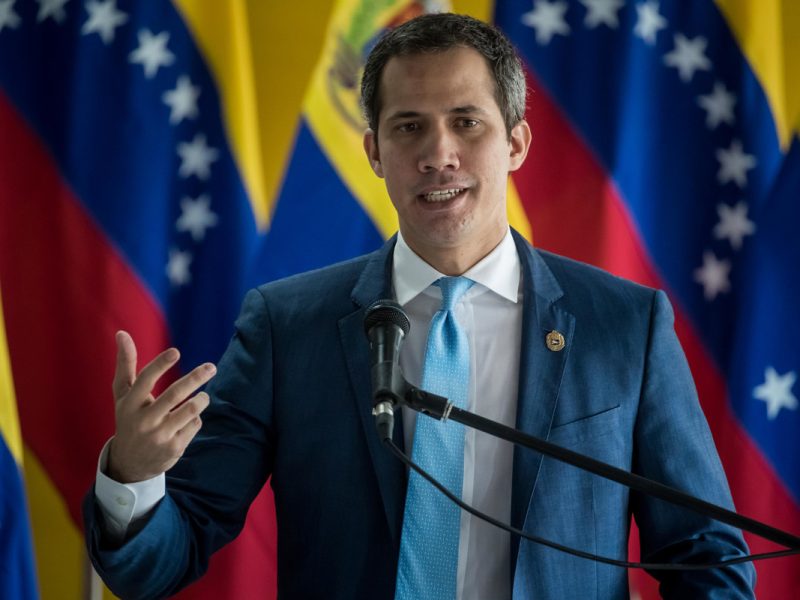 Guaidó reitera petición de trato humanitario para los migrantes venezolanos