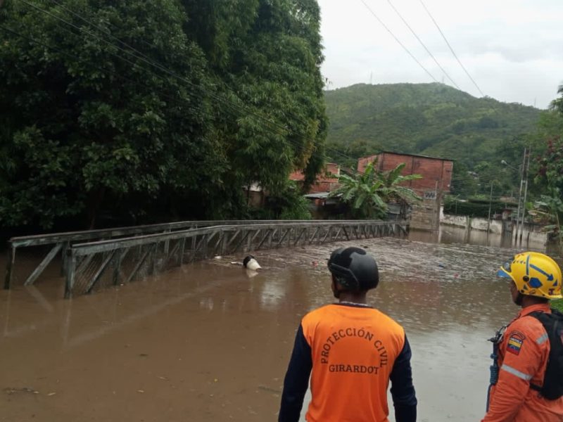 Contabilizan 45 viviendas afectadas por las lluvias en el barrio Corozal, en Aragua