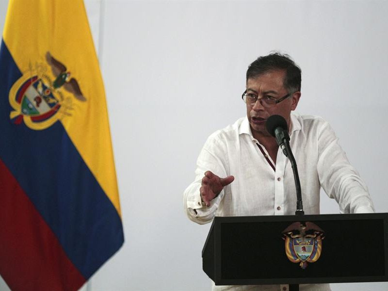 Petro confirma reinicio de negociación entre el chavismo y la oposición