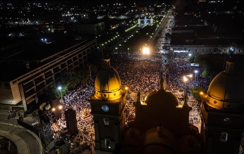 Así fue la bajada de la Chinita (Fotos)