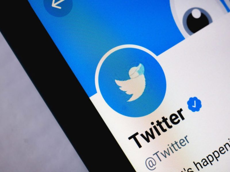 Cuánto costará el sistema de verificación de cuentas que relanzará Twitter