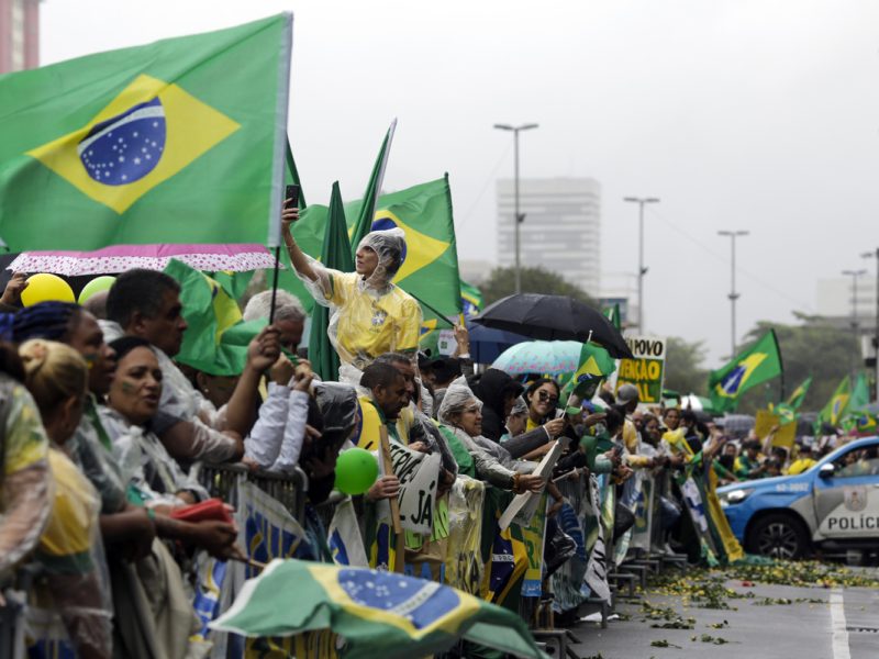 Bloqueos de los camioneros en Brasil se reducen tras el mensaje de Bolsonaro