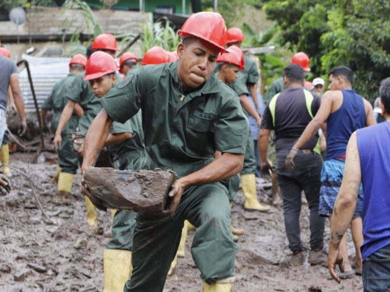 Suben a siete los muertos en Anzoátegui por las fuertes lluvias