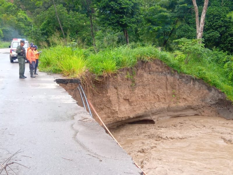 Fontur reporta que se cayó la carretera Lara - Zulia a la altura de Las Pavas