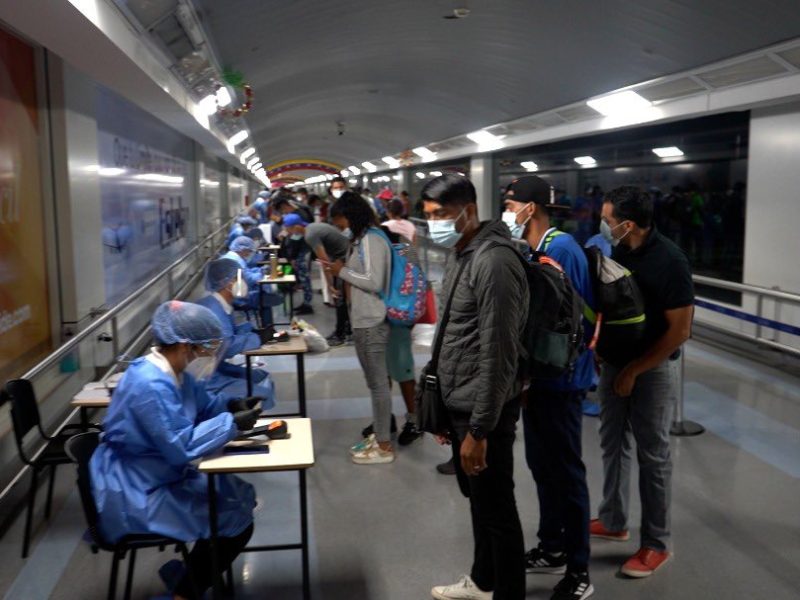 Regresan desde Panamá 62 migrantes venezolanos en un vuelo especial