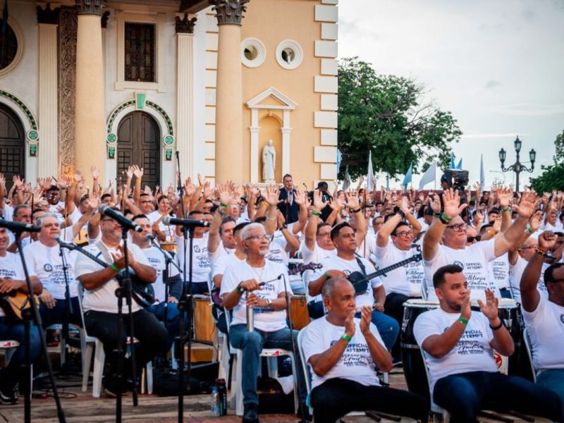 Gaiteros obtienen el Guinness World Record a la banda folclórica más grande del mundo