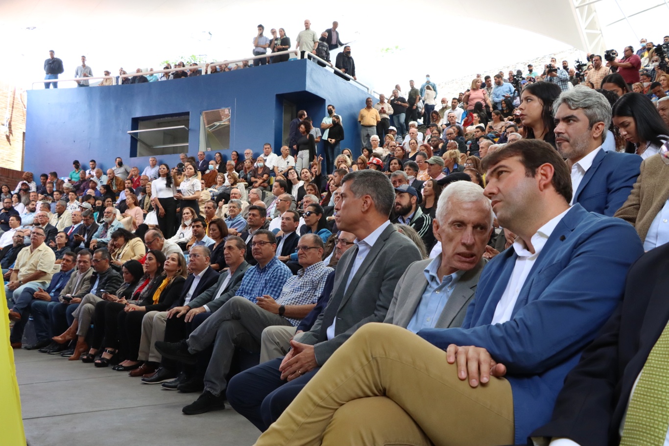 Los alcaldes del partido Fuerza Vecinal también figuraron en el acto político