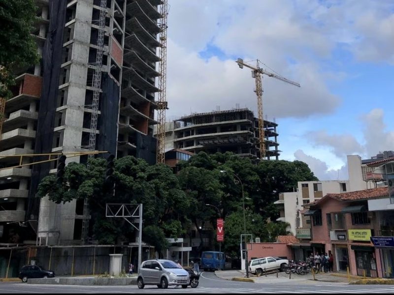 Reactivar la construcción