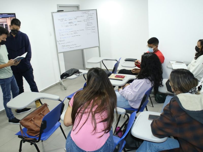 Cevamar ofrece hasta un 30% de descuento en todos sus programas de inglés