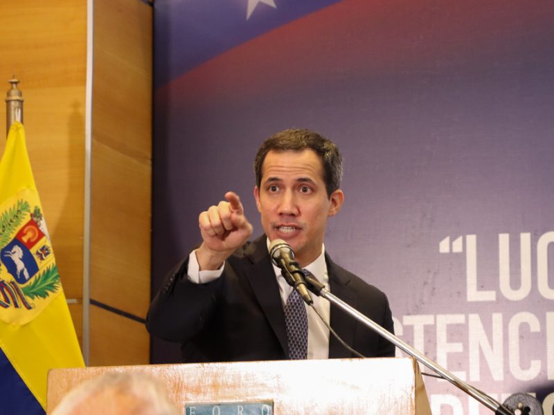 ¿Colombia violó el Estatuto de Refugiados de la ONU al forzar la salida de Guaidó?, responden expertos