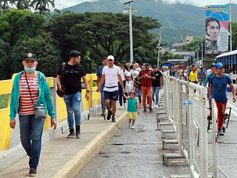 El puente de Tienditas abrirá el 15 de diciembre, dice el embajador Benedetti