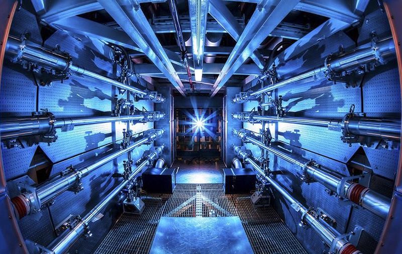Estados Unidos consigue fusión nuclear con energía limpia y menos costosa