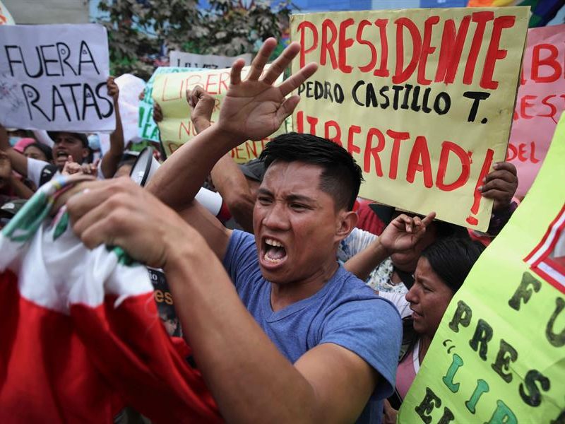 Juez ordena 48 horas más de prisión para Pedro Castillo