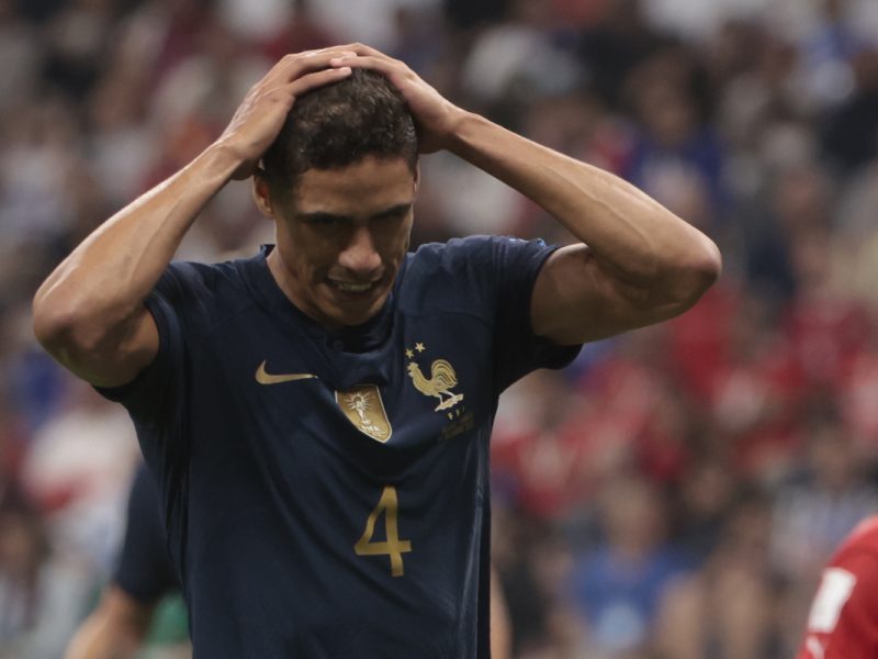 Varane y Konaté se suman a la oleada de enfermos en Francia