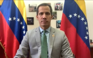 AN de 2015 aprueba su extensión por un año más y elimina gobierno interino