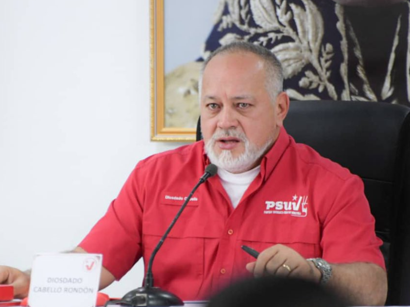 Cabello llama "partido político" a Conferencia Episcopal y la insta a lanzar candidato