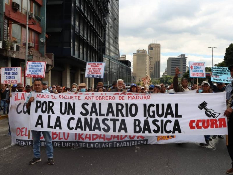 En qué consiste el “salario de emergencia” que proponen sindicatos de trabajadores