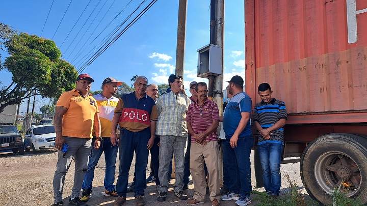 trasportadores de bolsas clap exigen pago de deudas pendientes