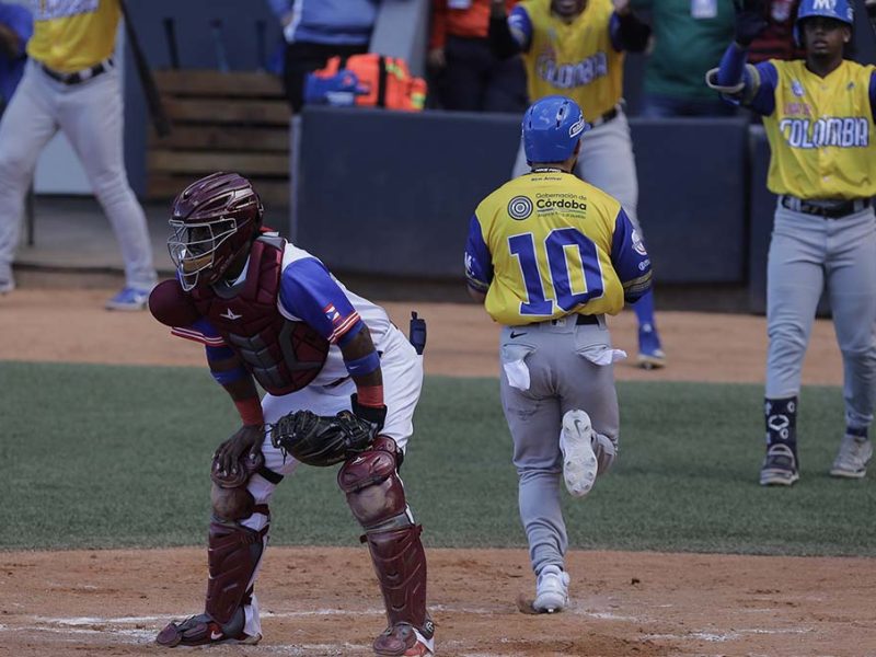 Colombia muestra su poder ante Puerto Rico